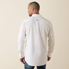 Ariat Men / Solid Twill Fitted Shirt
