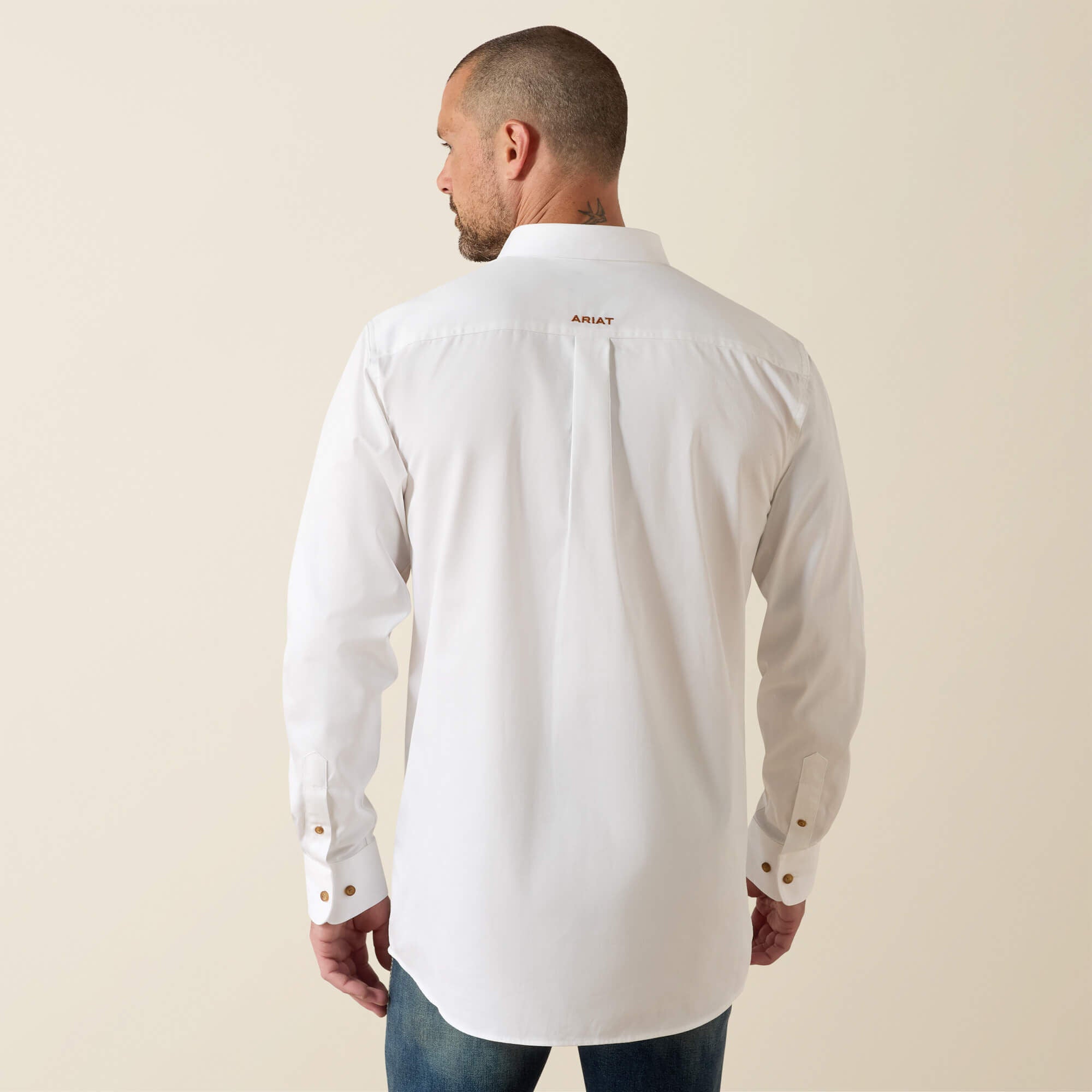 Ariat Men / Solid Twill Fitted Shirt
