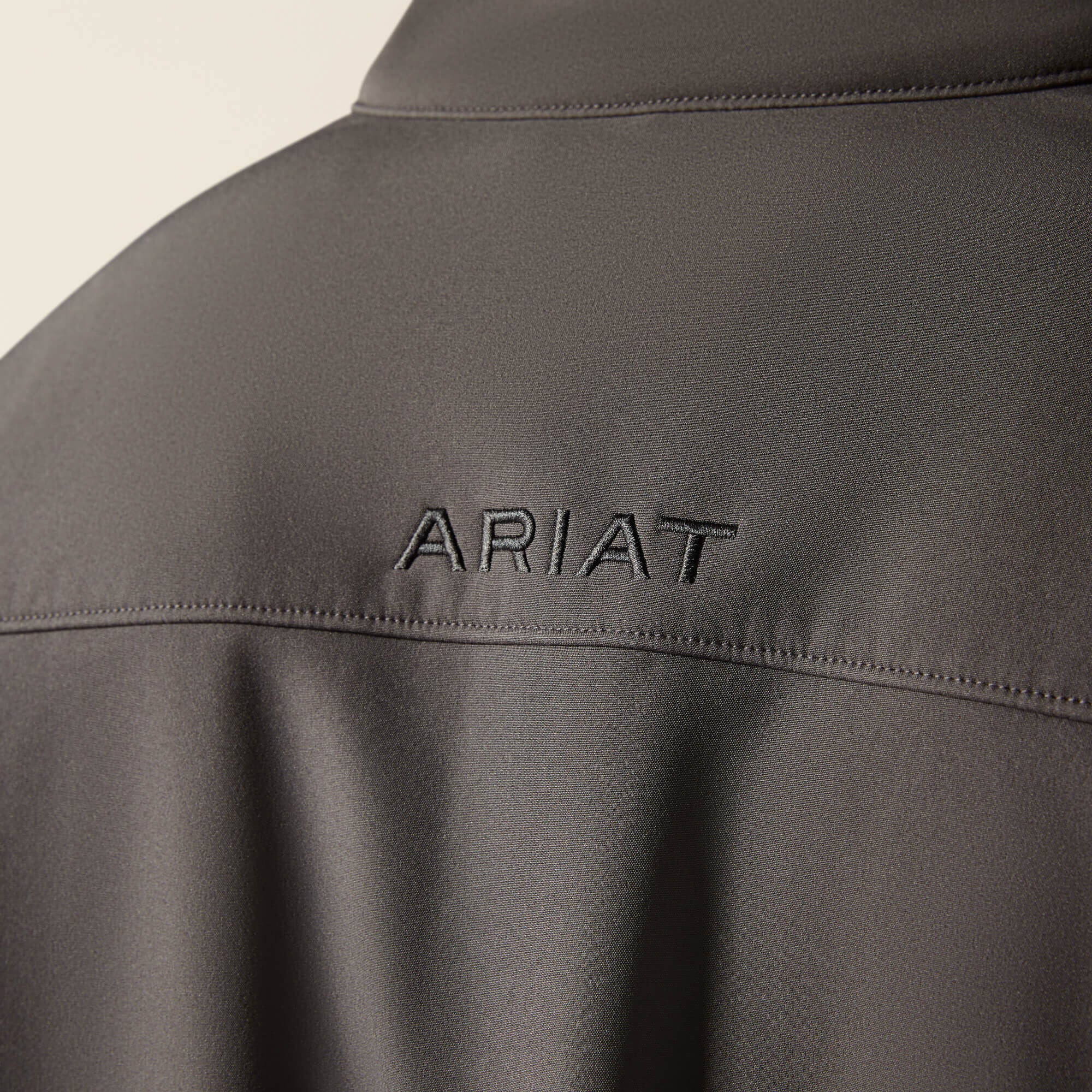 Ariat Men / Vernon Softshell Jacket