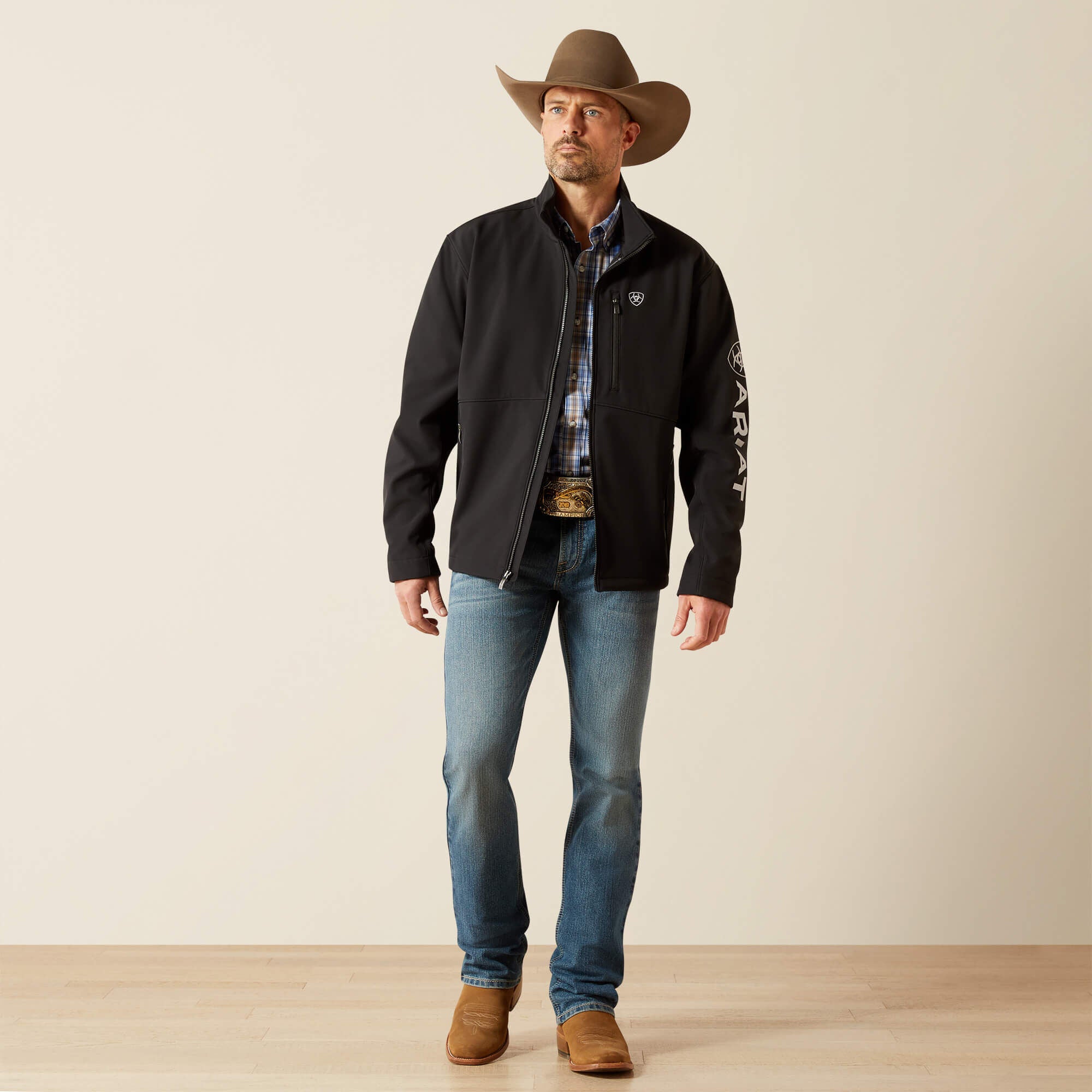 Ariat Men / Logo Softshell Jacket