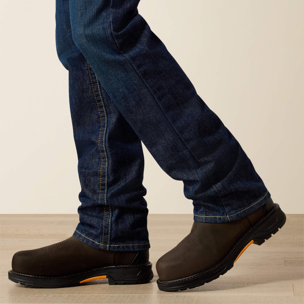 Ariat Men / FR M5 Straight Basic Stackable Straight Leg Jean